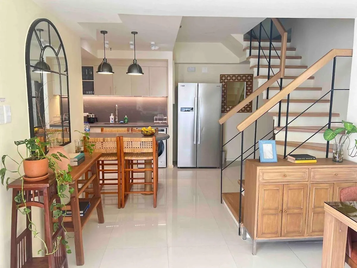 3 Bedroom Beautiful And Cozy Loft In Poblacion Makati Manila Filipinas